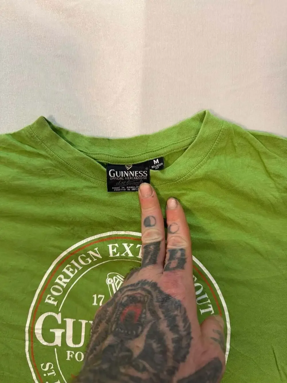 Guinness Official Merchandise Foreign Extra Stout Graphic T-Shirt Green